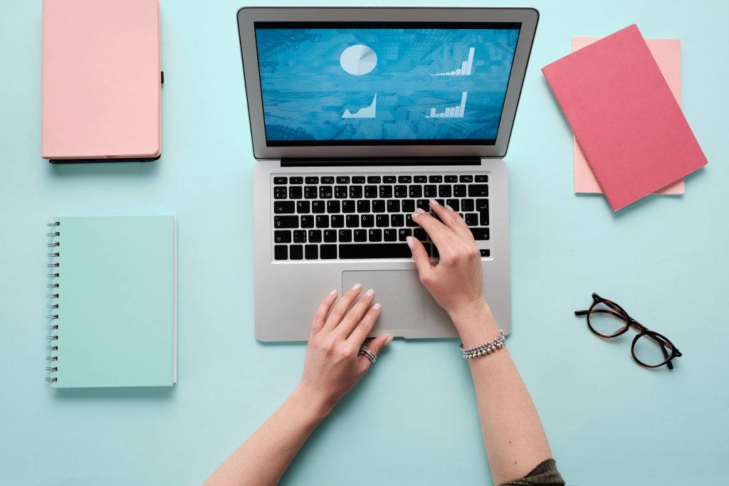 quanto costa un social media manager